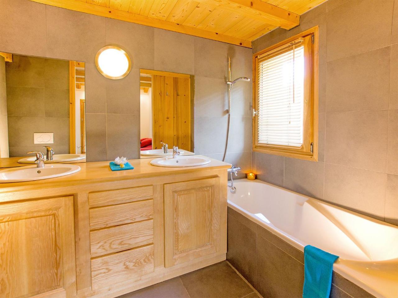 Luxury Chalet Near The Ski Slopes Les Arcs  Luaran gambar